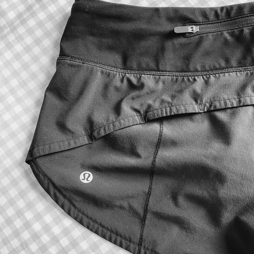 Black Lululemon speed up shorts